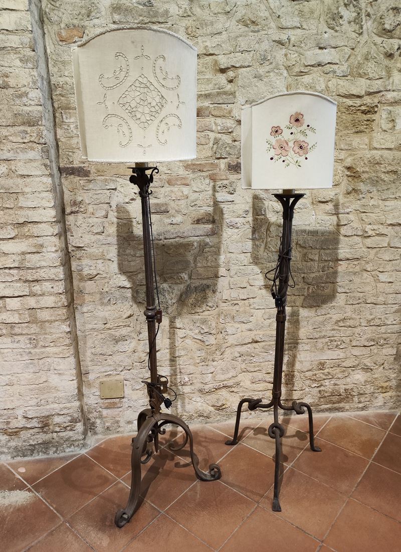 Due piantane, sec. XX