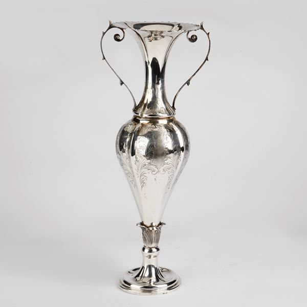 



VASO PORTAFIORI, SEC. XX