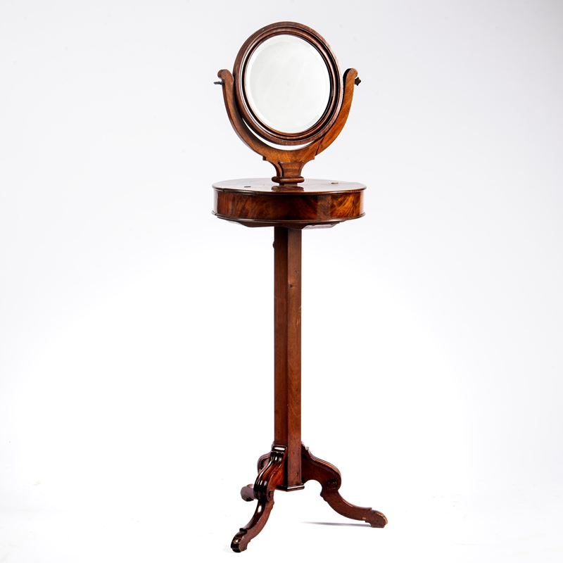 Toilette, Inghilterra, sec. XIX
