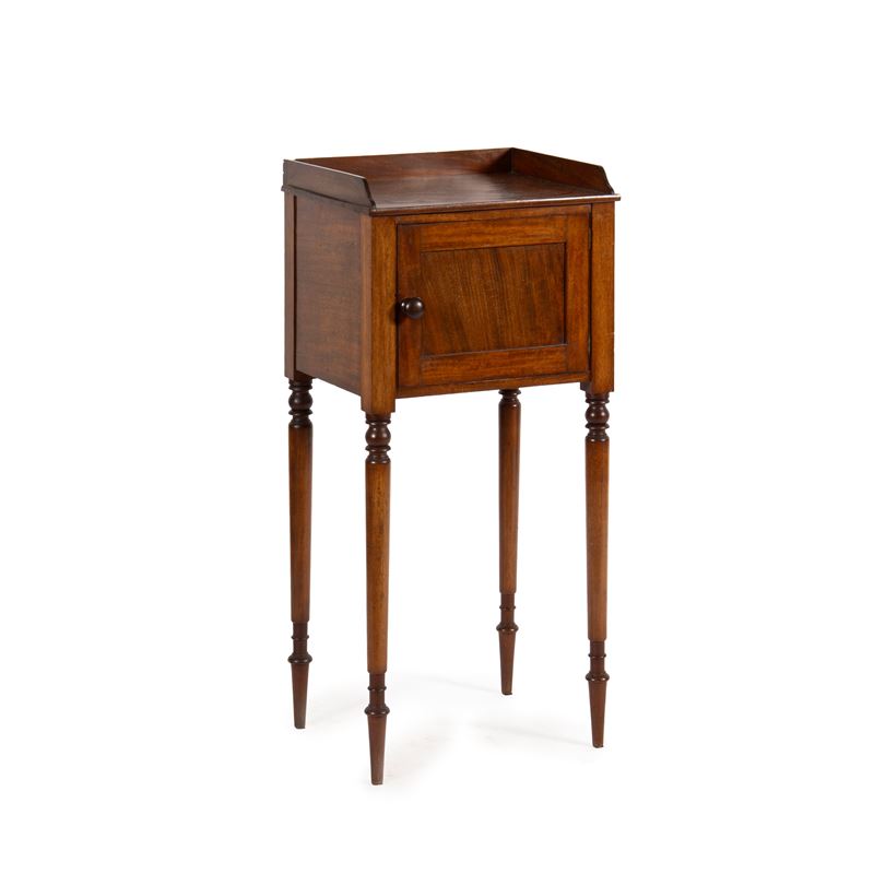 Comodino, inizi sec. XX