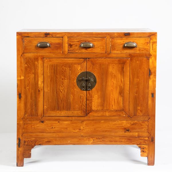 



Credenza, arte orientale, sec. XX