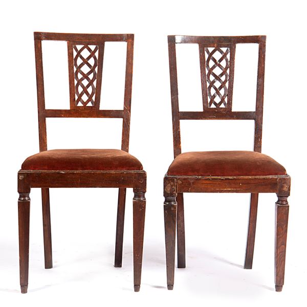 



Coppia di sedie, sec. XVIII 