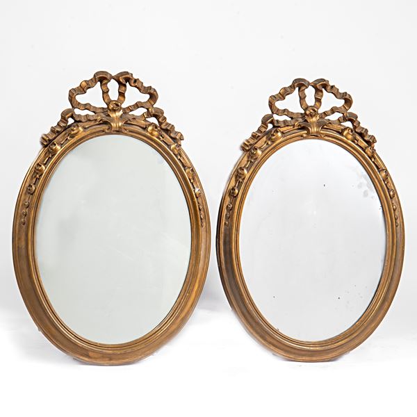 



Coppia di specchiere ovali, sec. XIX 
