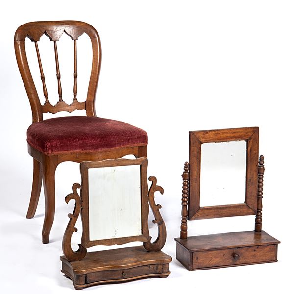 



Due specchierine da tavolo, sec. XIX 