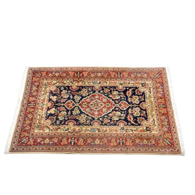 Tappeto persiano Keishan, sec. XX, fondo blu con medaglione centrale floreale