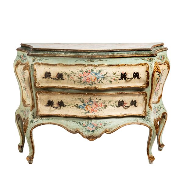 



Cassettone, in stile veneto del '700