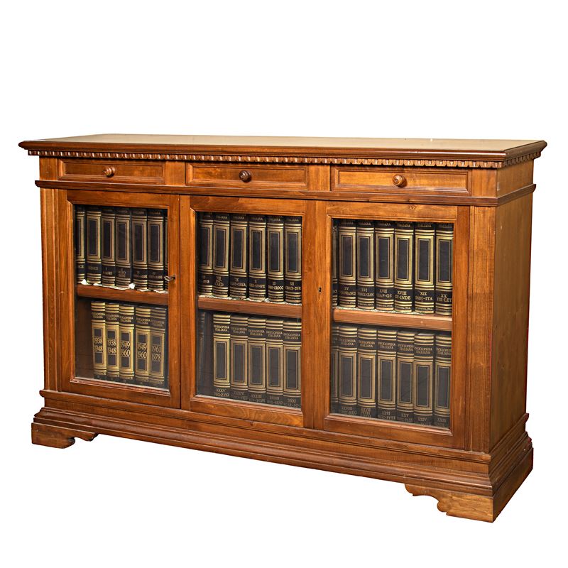 Credenza, in stile Rinascimento