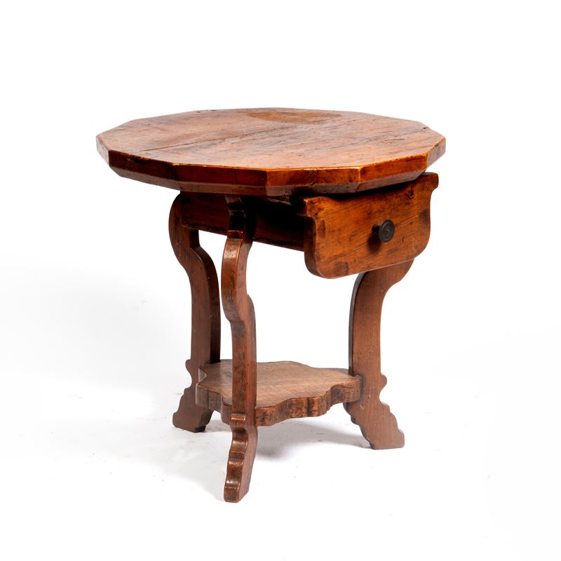 Tavolino da fumo a dodecaedro, sec. XIX