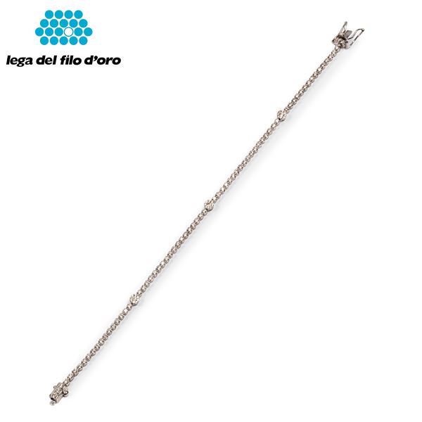 



BRACCIALE TENNIS IN ORO BIANCO 18KT 
