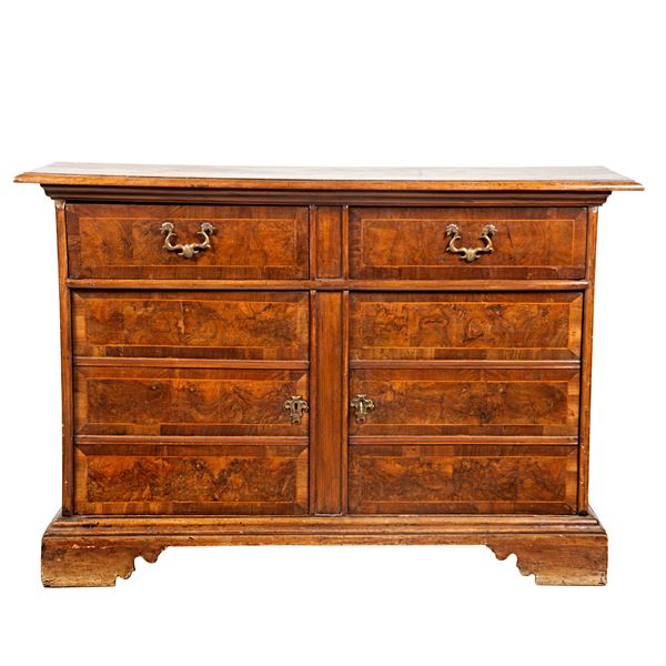 Credenza, in stile Seicento