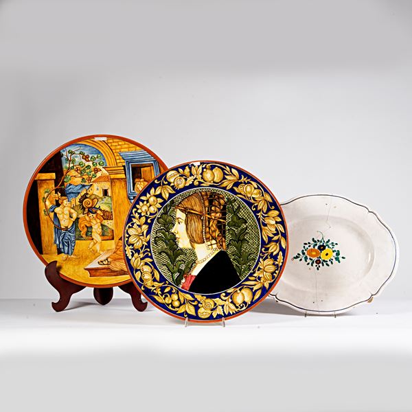 



Due piatti circolari, sec. XX