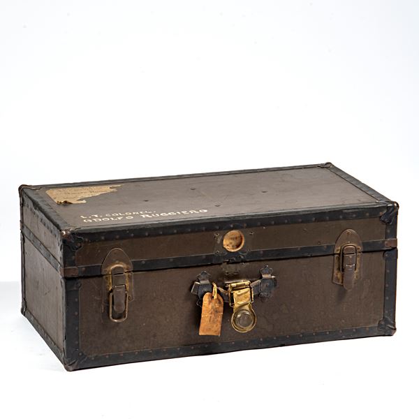 



Piccolo baule, sec. XX