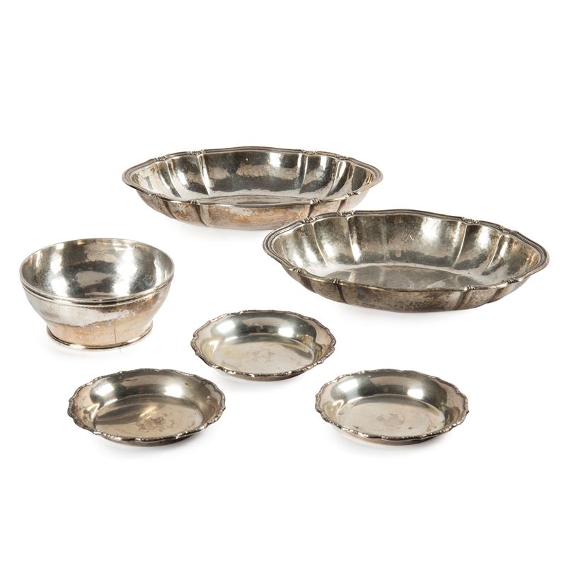 COPPIA DI VASCHETTE, COPPIA DI SOTTOBOTTIGLIE ED UNA COPPETTA