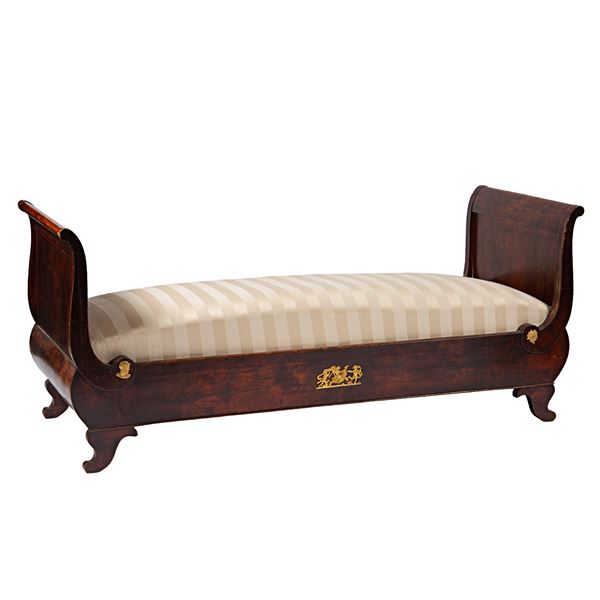 



Divano da parete, Impero