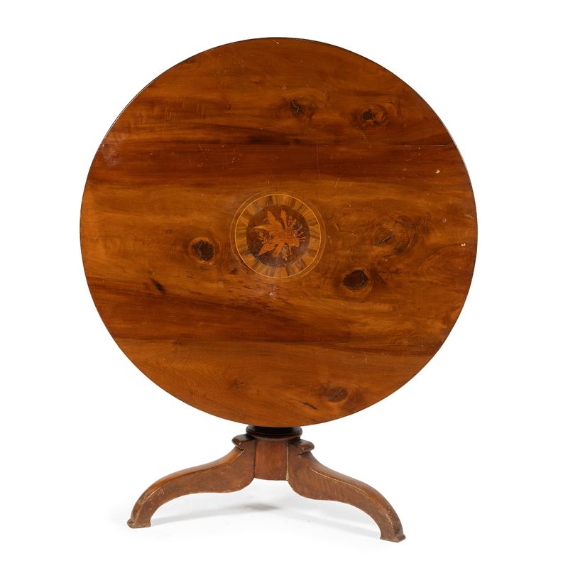 Tavolo circolare a vela, sec. XIX