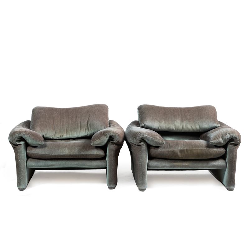 Cassina, Coppia di poltrone modello Maralonga