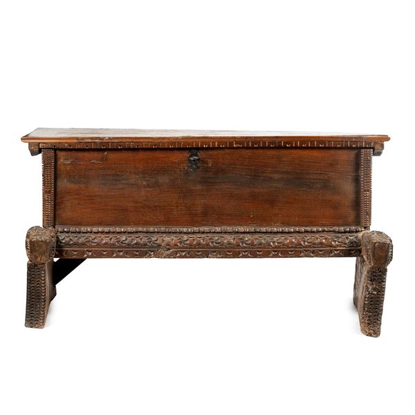 



Cassapanca, Spagna, sec. XVIII