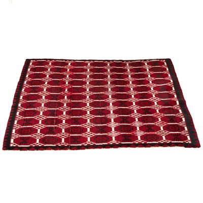 Tappeto, sec. XX, fondo rosso con motivo geometriche, 190x143 cm
