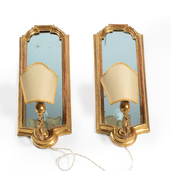 



Coppia di ventoline, in stile Settecento  - Asta Arredi, mobili ed oggetti d'arte - Poggio Bracciolini Casa d'Aste