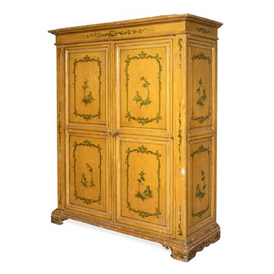 Armadio in legno laccato a cineserie, XIX secolo