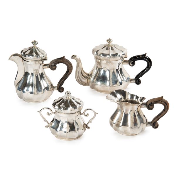 



SERVITO DA TE' E CAFFE', PASSERONI-VERONA