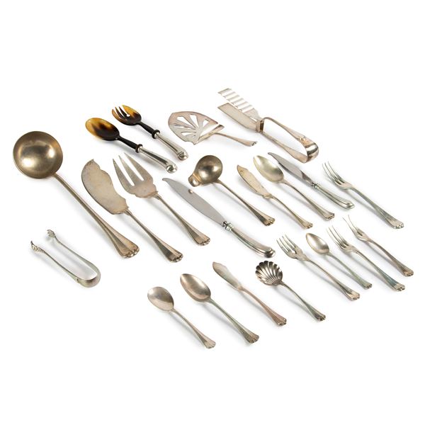 



SERVITO DI POSATE, ARGENTIERE CLEMENTI BOLOGNA E ALCUNE POSATE ARGENTIERE CESA 1/AL 