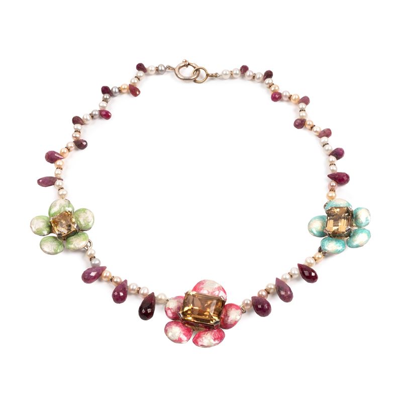 GIROCOLLO DI PERLE, QUARZI, RADICI DI RUBINO E SMERALDI