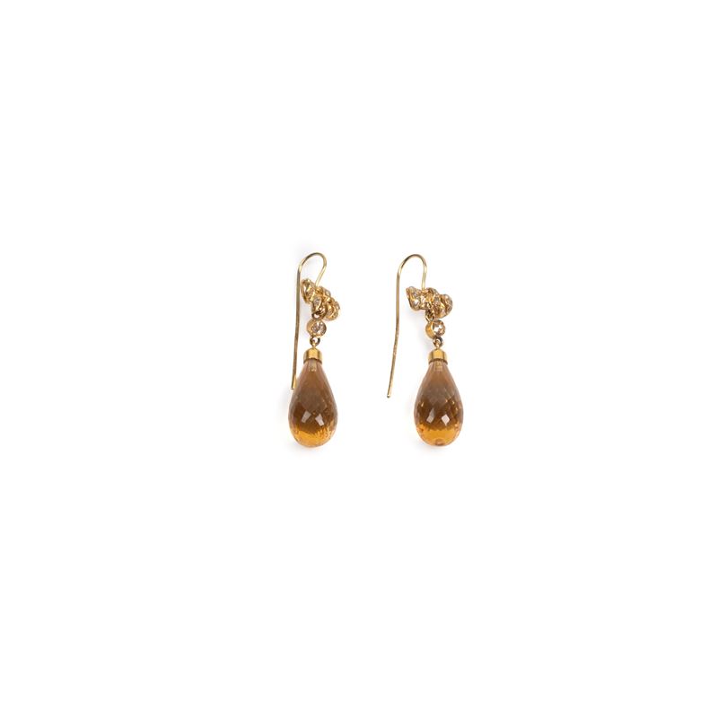 Orecchini in oro giallo 18kt con diamanti e quarzi citrini
