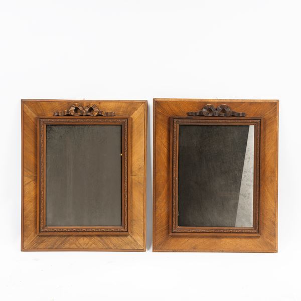 



Coppia di specchiere, inizi sec. XX