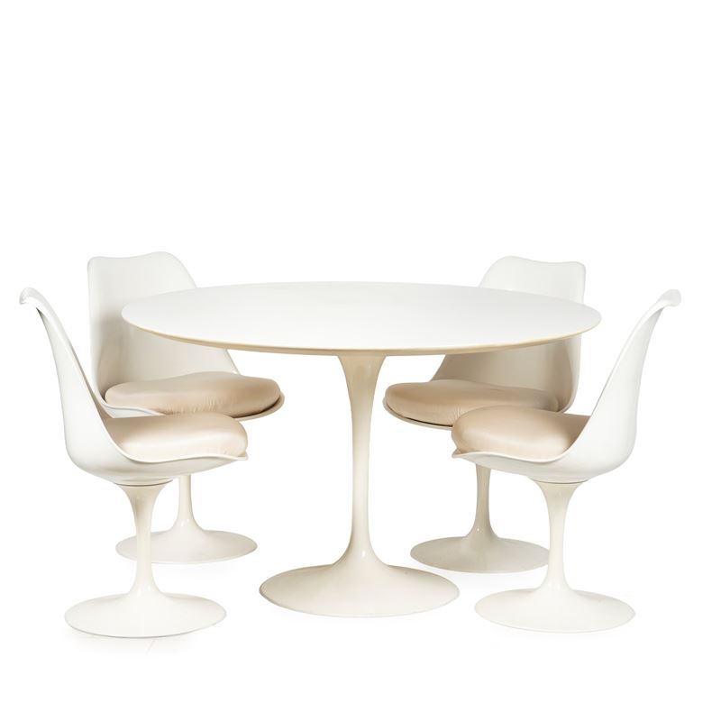 Eero Saarinen, Tavolo circolare modello Tulip e quattro sedie modello Tulip