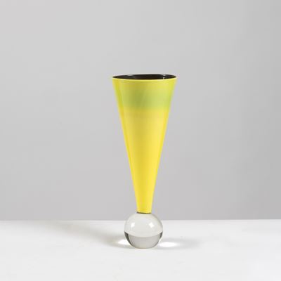 Laura Diaz De Santillana, Vaso della serie BIRO