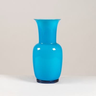 Venini, Vaso in vetro azzurro, Murano, XX secolo