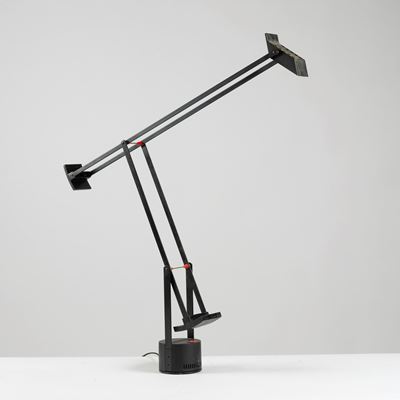 Richard Sapper, Lampada da tavolo modello TIZIO per Artemide