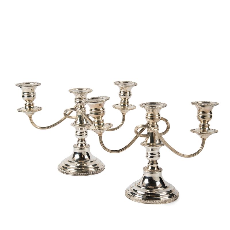 Coppia di candelabri, metallo argentato, Sec. XX