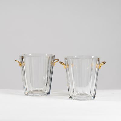 Baccarat, Coppia di portaghiaccio in cristallo con manici in ottone, sec. XX