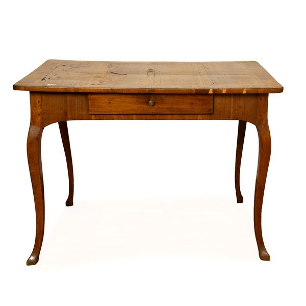 



Tavolo-scrivania, sec. XVIII  - Asta Arredi, dipinti ed oggetti d'arte da una dimora sulle colline fiorentine - Poggio Bracciolini Casa d'Aste
