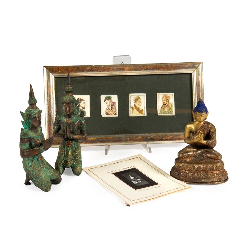 Coppia di divinità celesti, Thailandia, sec. XX, bronzo, altezza 18 cm