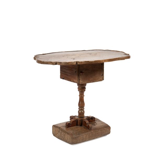 



Tavolino, sec. XVIII   - Asta Mobili, arredi, dipinti e oggetti d'arte - Poggio Bracciolini Casa d'Aste