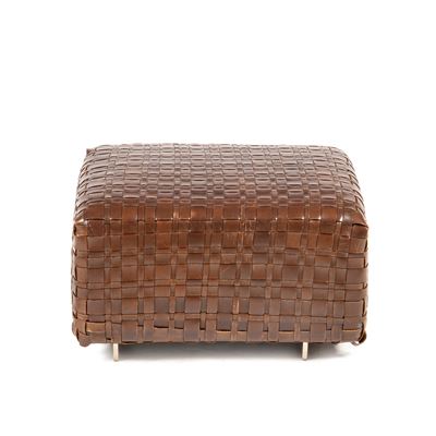 Puff del XX secolo, rivestito in pelle intrecciata con struttura in metallo
