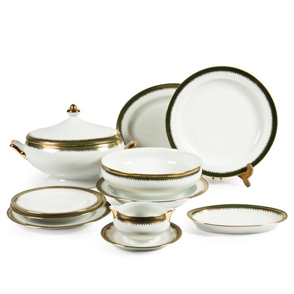 



Servito di piatti, manifattura Limoges, Francia, sec. XX