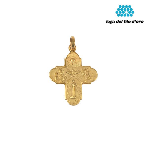 



PENDENTE IN ORO 18KT  - Asta GIOIELLI, OROLOGI E ARGENTI - Poggio Bracciolini Casa d'Aste