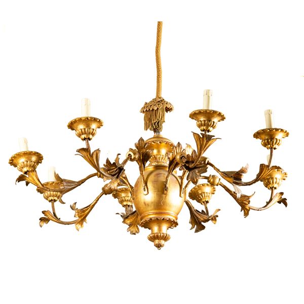 



Lampadario, sec. XIX 