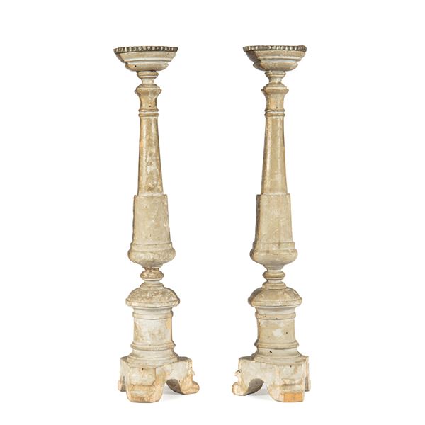 



Coppia di candelabri, sec. XVIII