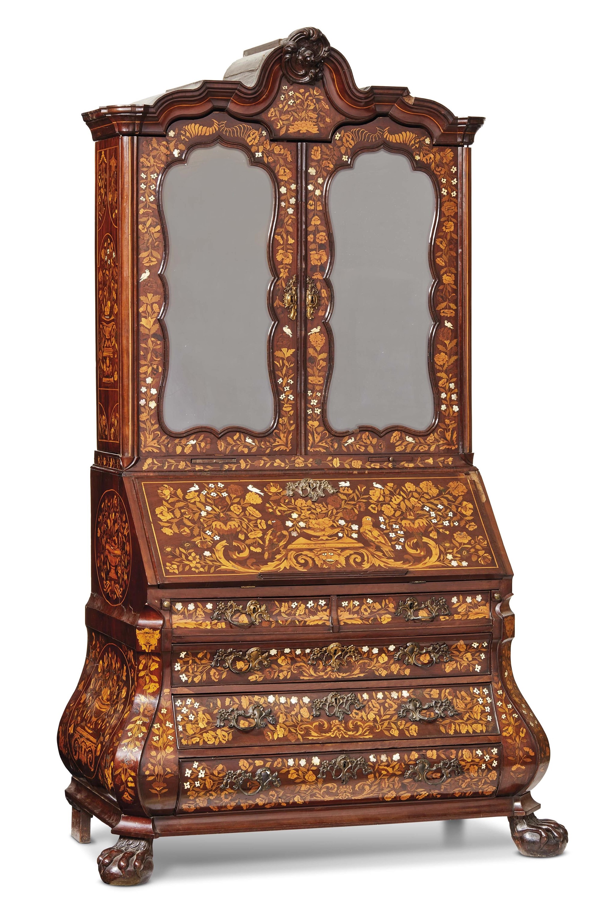 Bureau Trumeau, Olanda, Sec. XVIII