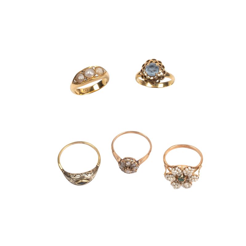 Cinque Anelli in Oro 18kt, Diamanti, Perle e Pietre