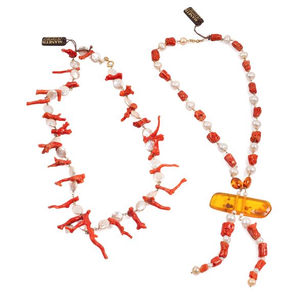 



COLLANA&nbsp; DI CORALLO BAMBU&rsquo;, PERLE E PIETRE