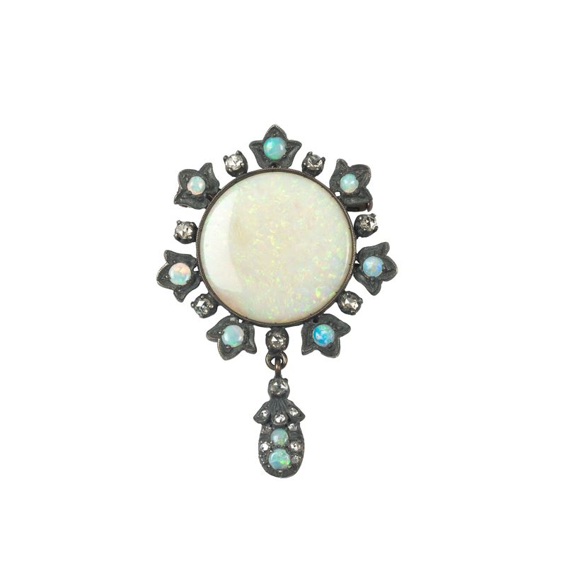 SPILLA IN ORO, ARGENTO, DIAMANTI E OPALE