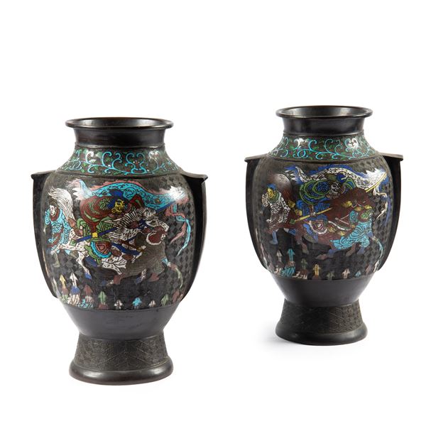 



Coppia di vasi, arte orientale, sec. XX