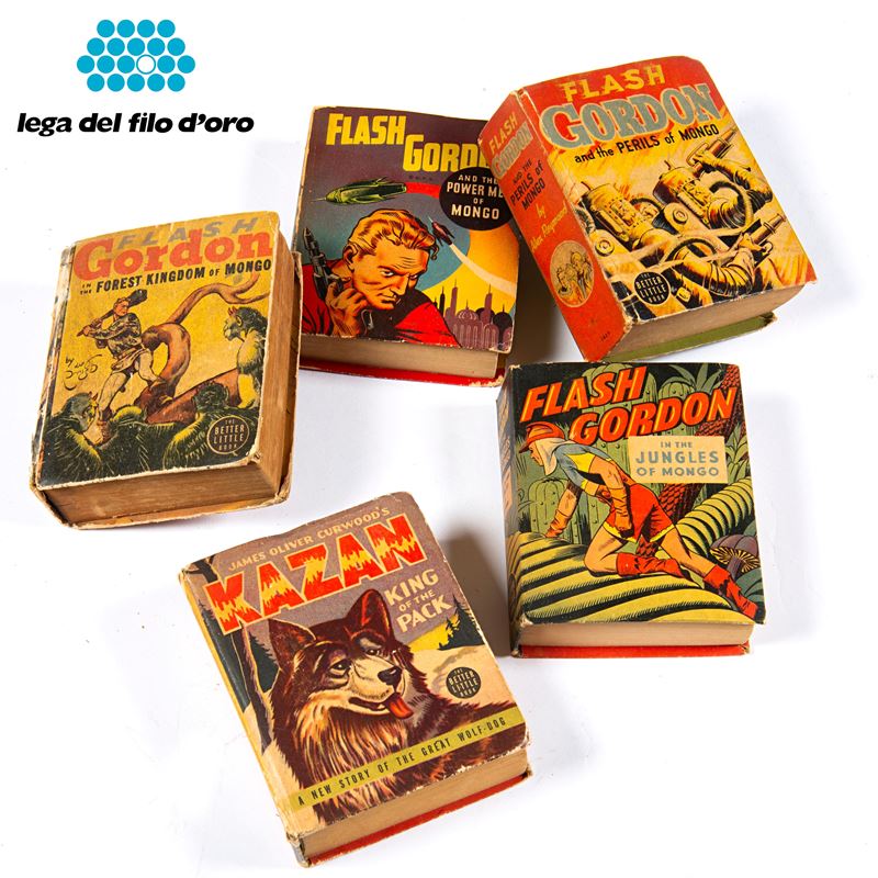 Flash Gordon, Volumi tascabili in lingua inglese (quattro) e Kazam, King of pack (uno), cinque fu...