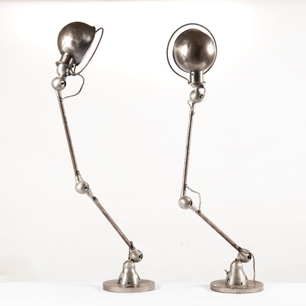 



Coppia di lampade industriali da terra, sec. XX